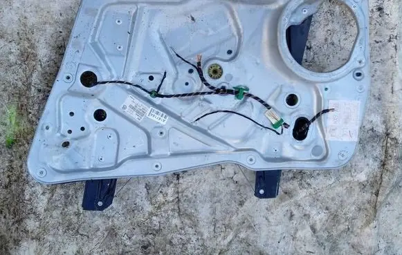 Volkswagen Tiguan Sliding door window regulator with motor 5n0837756 974928