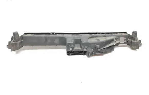 Citroen DS5 Front bumper mounting bracket 9686779380