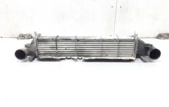 Mercedes-Benz C W203 Intercooler radiator A2035000600