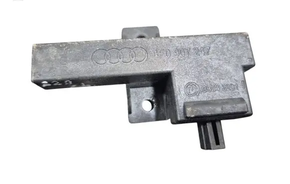 Antenna control unit