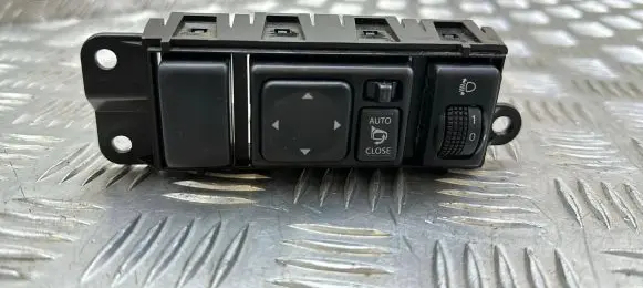 Nissan Note (E11) Headlight level height control switch 25190BVA0A S02161