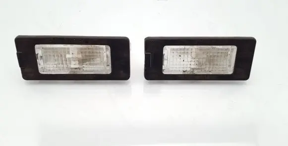 Volkswagen Touran II Number plate light 5N0943021