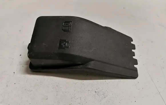 Fuse box cover