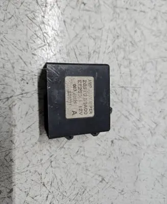 Nissan Terrano Window wiper relay 2851050A00