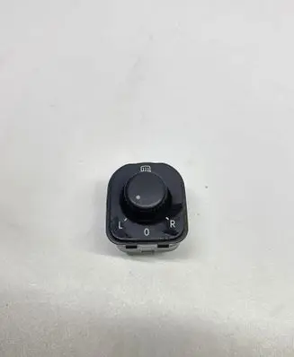 Volkswagen Golf Plus Wing mirror switch 1K0959565H