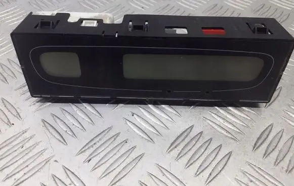 Renault Laguna II Speedometer control unit/module 8200002604A