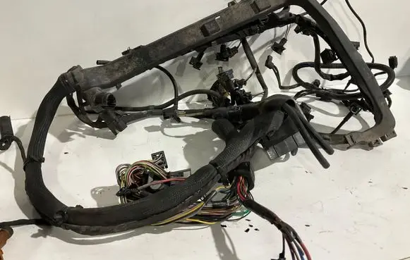 Mercedes-Benz CL C215 Engine installation wiring loom