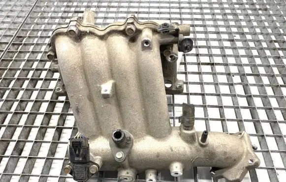 Hyundai i10 Intake manifold 