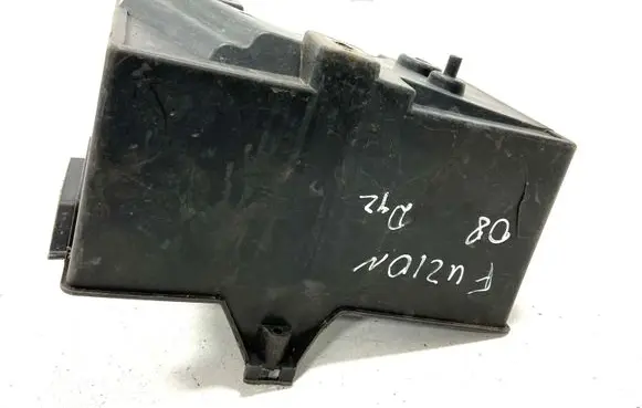 Battery box tray