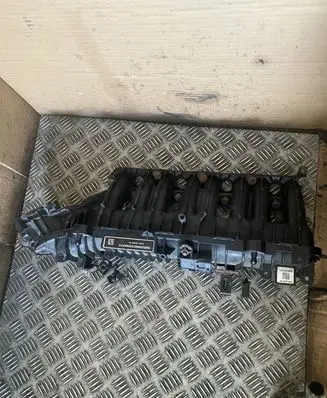 Land Rover Evoque I Intake manifold G4D39424CB