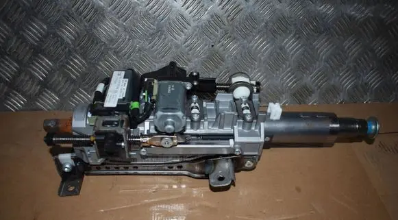 Porsche Panamera (971) Steering wheel axle