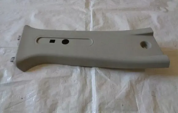 Dacia Logan II (B) pillar trim (top)