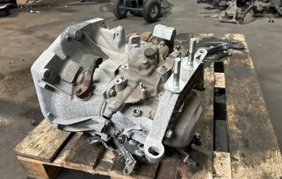 Fiat Fiorino Manual 5 speed gearbox 55282681 3438