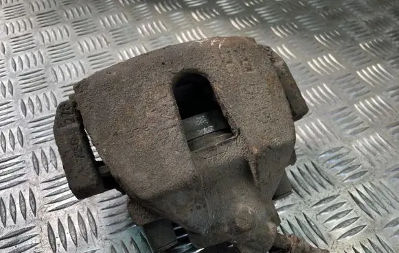 Volvo S40, V40 Front brake caliper