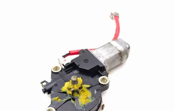 Mitsubishi Pajero Seat adjustment motor 