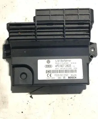 Audi Q7 4L Power management control unit 4F0907280E F005S00292 4F0910280