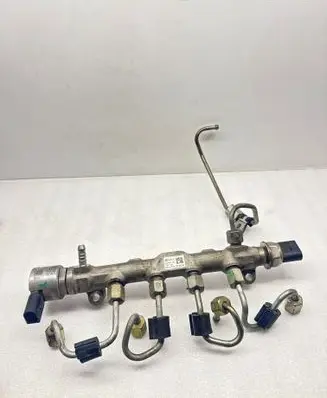 Audi A6 C7 Fuel main line pipe 04L089G 0551453