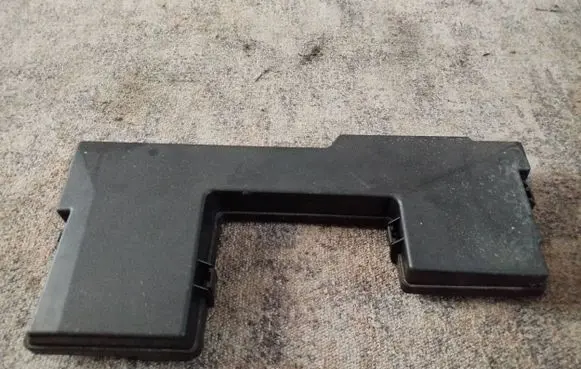 Jaguar XF X250 Fuse box cover 8X2T14A075AA 7154945230