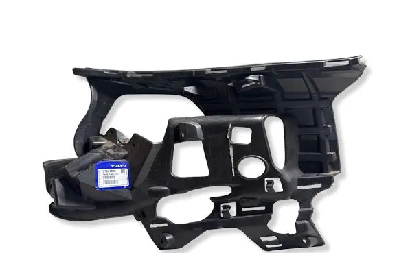 Volvo V60 Front bumper mounting bracket 31323840