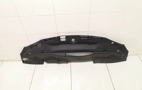 Radiator trim
