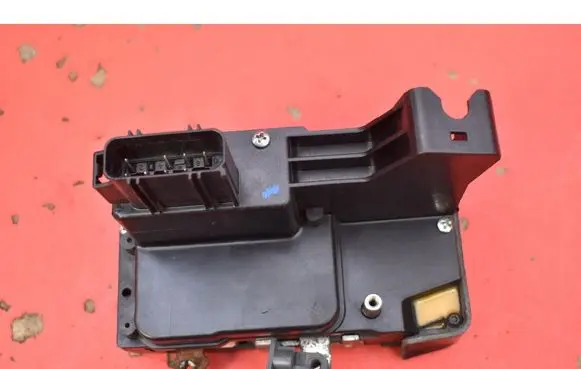 Ford Fusion Front door lock 