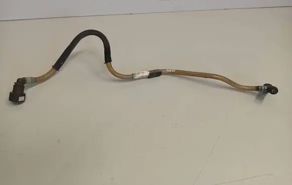 Opel Vivaro Fuel line pipe 