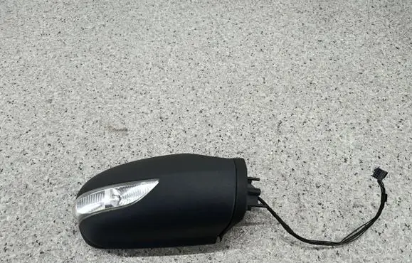 Mercedes-Benz A W169 Front door electric wing mirror A3140418
