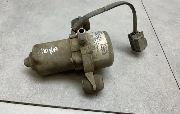 Vacuum pump