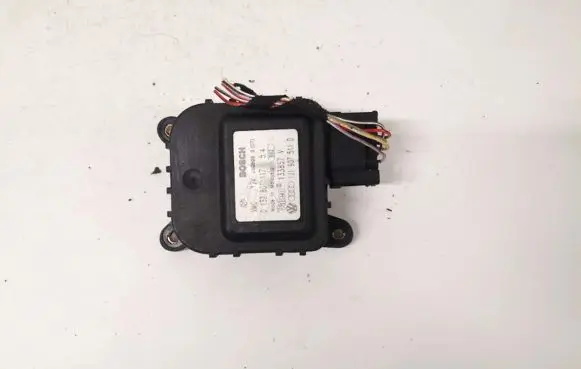 Audi TT Mk1 Air flap motor/actuator 1j1907511d 0132801117