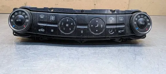 Mercedes-Benz E W211 Climate control unit 2118300385 Q00113103 19900077