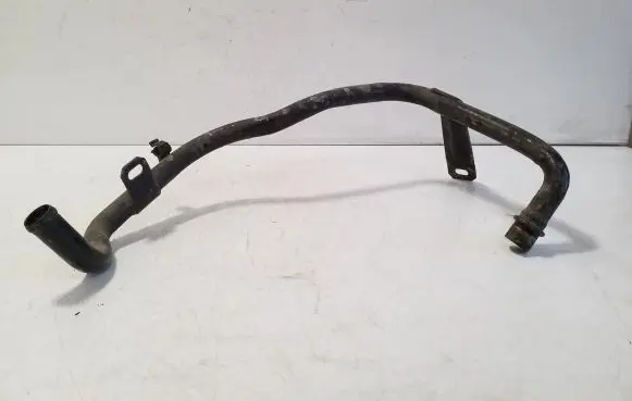 Volkswagen PASSAT B4 Engine coolant pipe/hose