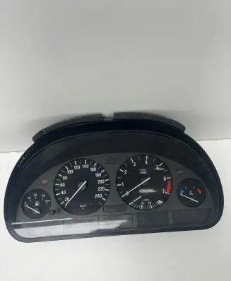 BMW 5 E39 Speedometer (instrument cluster) 87001313