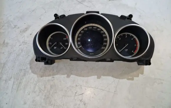 Mercedes-Benz E W212 Speedometer (instrument cluster) A2129000425