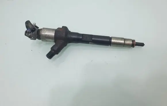 Mazda 6 Fuel injector R2AA13H50 MK004809