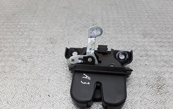 Audi A3 S3 8L Tailgate/trunk/boot lock/catch/latch 8L0827505E