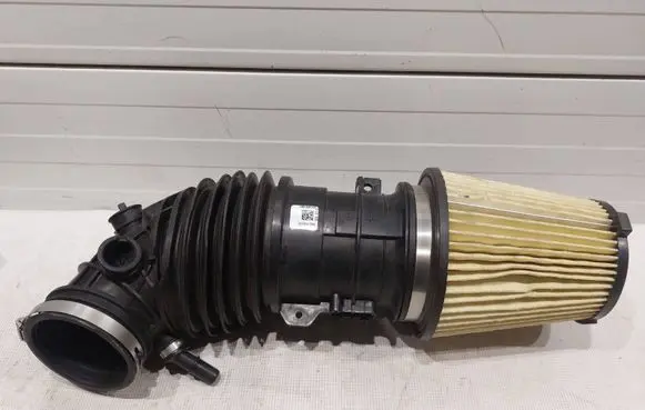 Ford Mustang VII Air filter PR3C9F805BK