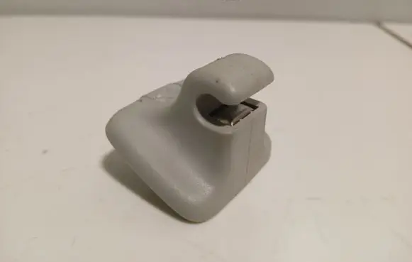 Volkswagen Golf V Sun visor clip/hook/bracket 1K0857561B