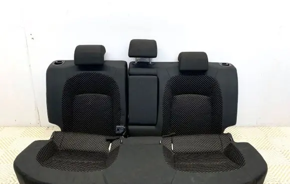 Nissan Qashqai Second row seats