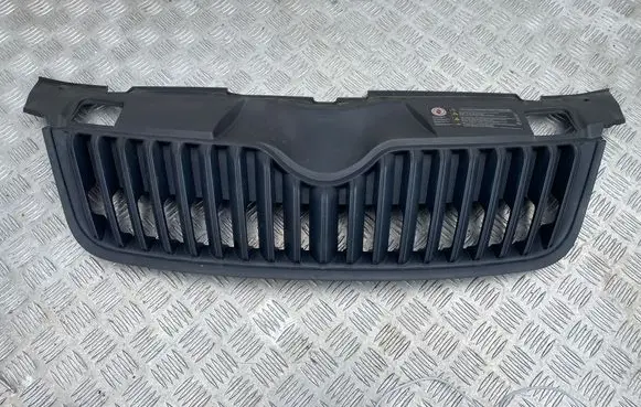 Skoda Fabia Mk2 (5J) Front bumper upper radiator grill 5J0853668A 0112753620