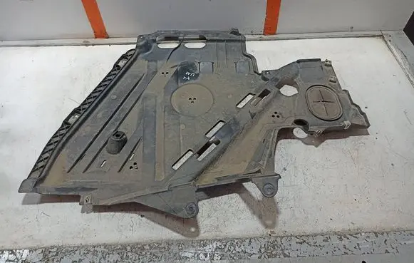 BMW X1 U11 Rear underbody cover/under tray 5A17FB6