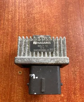 Renault Koleos I Glow plug pre-heat relay 9640469680