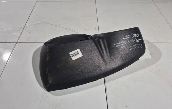 Nissan Almera Tino Dashboard trim 68260BU700
