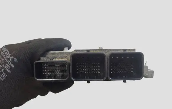 Peugeot 5008 Engine control unit/module 9666912580
