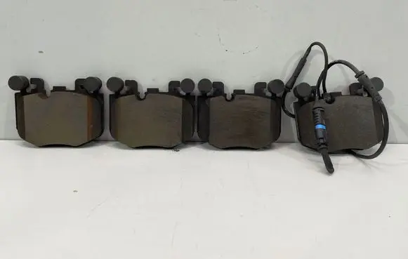 BMW Z4 g29 Brake pads (front) 8844367 8844368