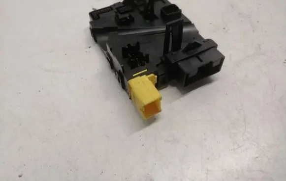 Skoda Octavia Mk2 (1Z) Steering angle sensor 1K0953549AF 05113513 01020061290217