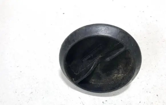 Ford Escort Spare wheel bolt 85gb1448ab 85gb-1448-ab