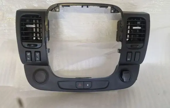 Renault Trafic III (X82) Radio/GPS head unit trim 93452450