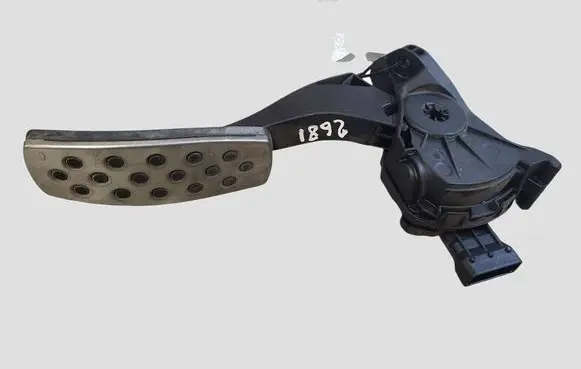 Opel Insignia A Accelerator throttle pedal 6PV00976500 13237352