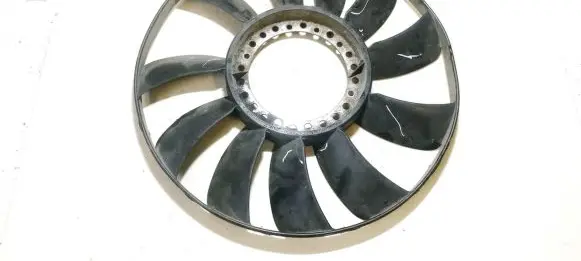Volkswagen PASSAT B5 Fan impeller 059121301b