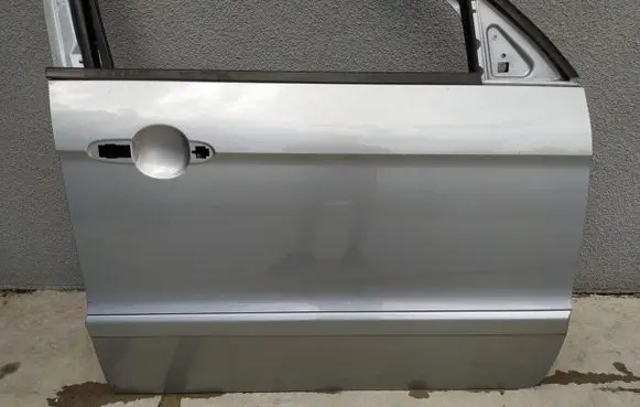 Ford S-MAX Front door